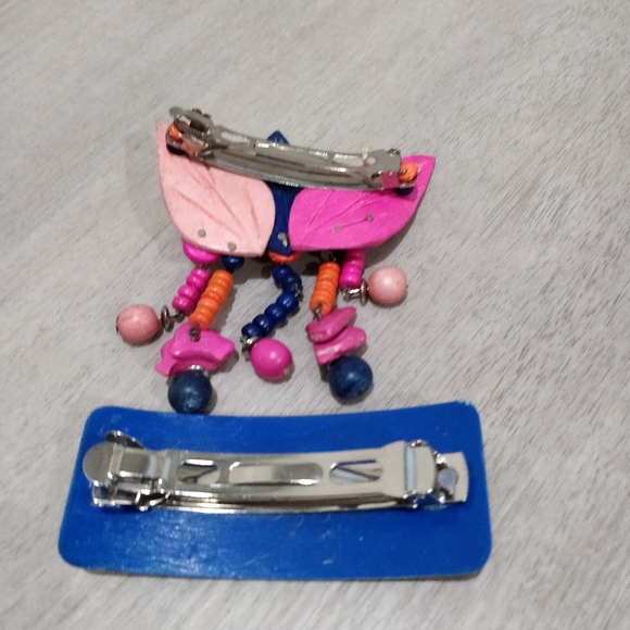 (3/$15) Vintage hair clip set - Picture 6 of 6